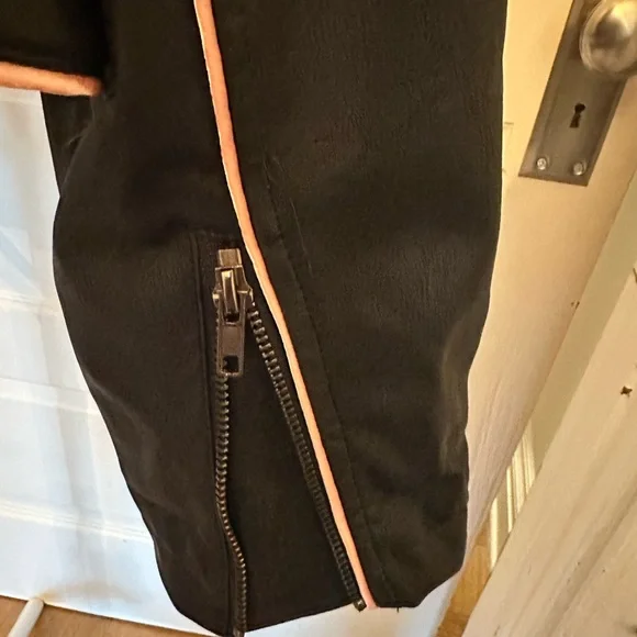 NWOT Sugar Thrillz Moto Jacket with Puffy Pink Heart Accents - Picture 4 of 9